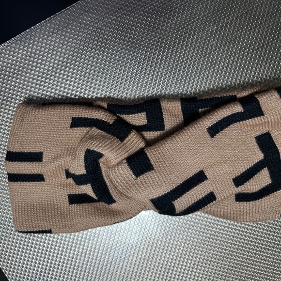 Headband F - Picture 2 of 2